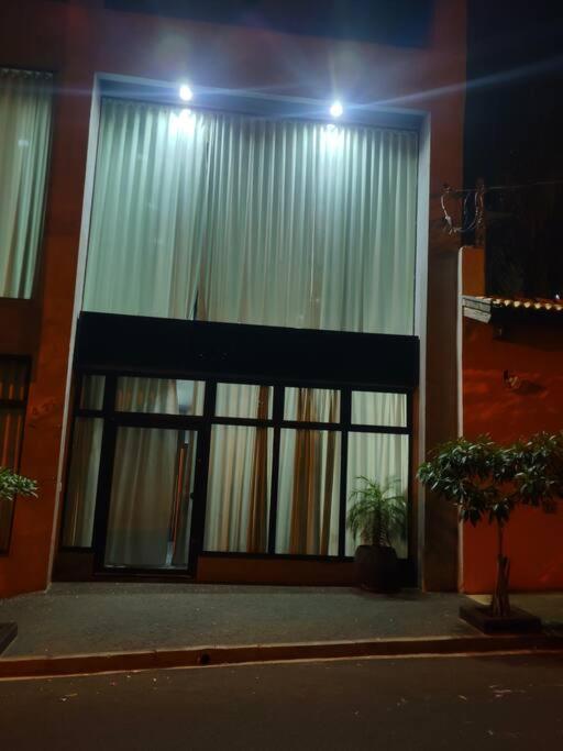Local Nobre Facil Acesso Pxm Tdo Bauru Exterior foto